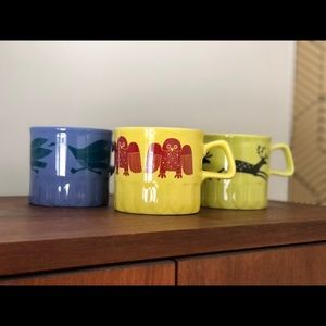 3 Royal Alma mugs
